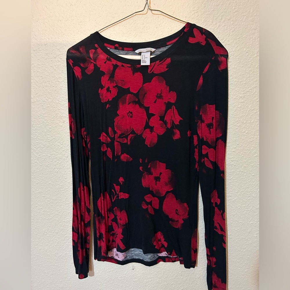 H&M flower shirt size medium